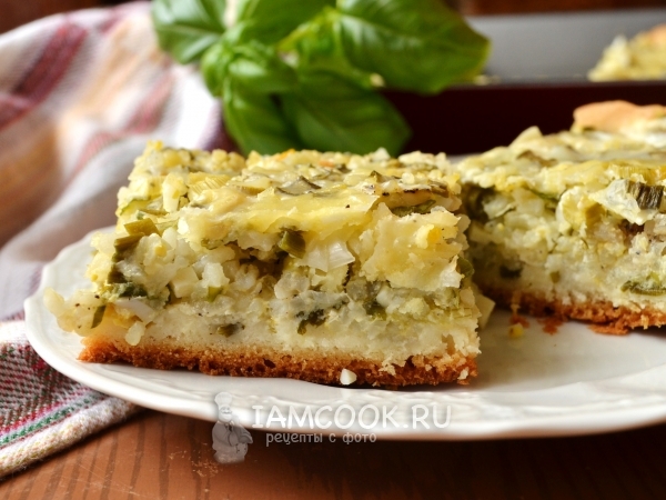 Пирог на творожном тесте с рисом и зеленым луком, рецепт с фото
