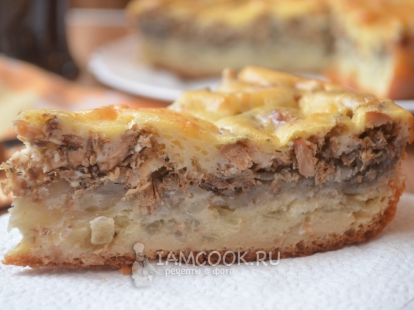 Заливной пирог с картофелем и сайрой, рецепт с фото