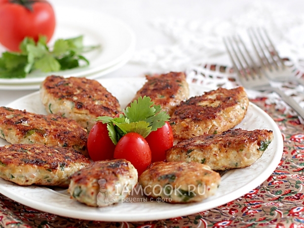 Пикантные куриные котлетки, рецепт с фото