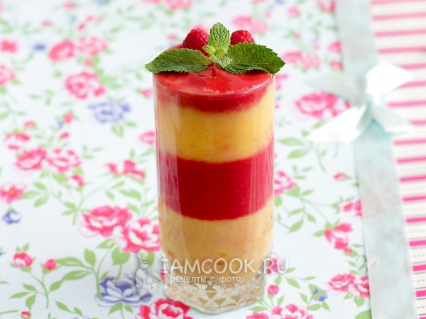 Смузи из персика и малины, рецепт с фото