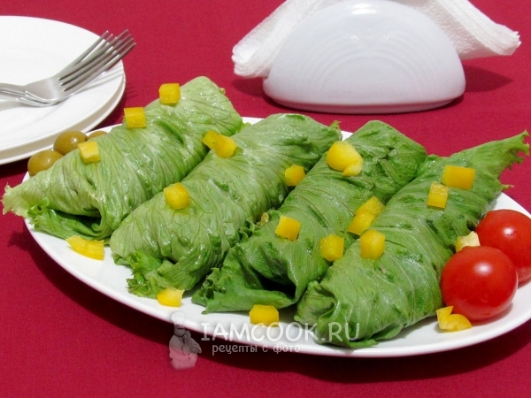 Салатные рулетики с начинкой, рецепт с фото