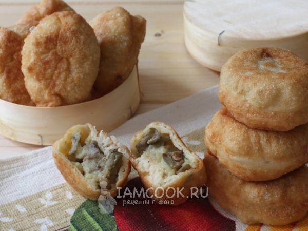 Пирожки с картофелем и баклажанами, рецепт с фото