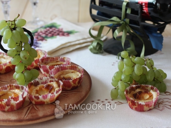 Тарталетки с козьим сыром и медом, рецепт с фото