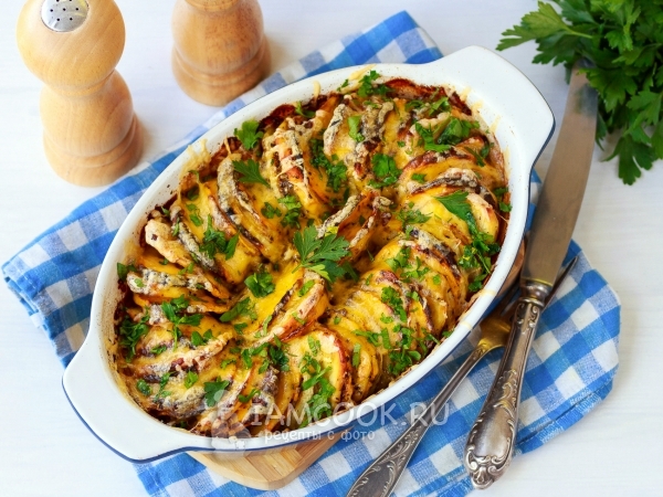 Тыква, запеченная с картошкой в духовке, рецепт с фото