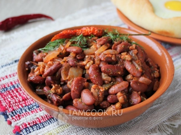 Лобио из красной фасоли с грецкими орехами, рецепт с фото