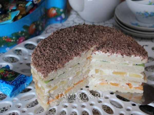 Сметанный торт с фруктами, рецепт с фото