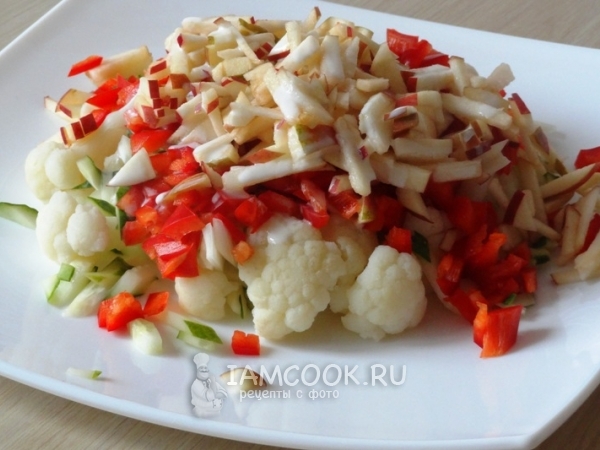 Салат из цветной капусты с яблоками, рецепт с фото