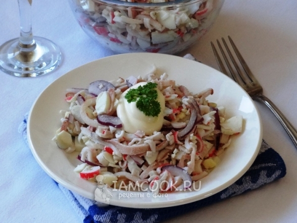 Салат с кальмарами и крабовыми палочками, рецепт с фото